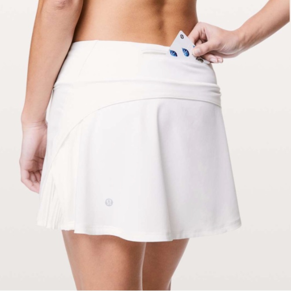 Lululemon Play Off The Pleats Skirt *13"
White